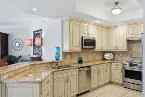 Copropriété à vendre à Bradenton, Floride: 3 chambres, 172.24 m2 № 2408879 - photo 15