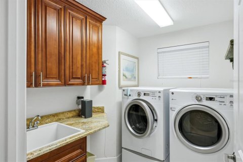 Copropriété à vendre à Bradenton, Floride: 3 chambres, 172.24 m2 № 2408879 - photo 27