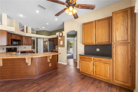 Villa ou maison à vendre à Spring Hill, Floride: 3 chambres, 214.98 m2 № 2215703 - photo 13