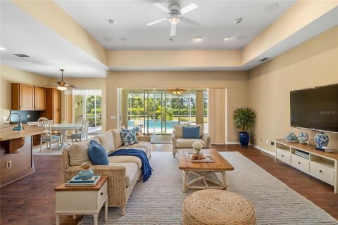 Villa ou maison à vendre à Spring Hill, Floride: 3 chambres, 214.98 m2 № 2215703 - photo 8
