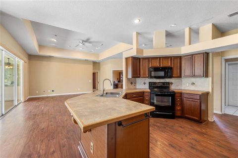 Villa ou maison à vendre à Spring Hill, Floride: 3 chambres, 214.98 m2 № 2215703 - photo 16