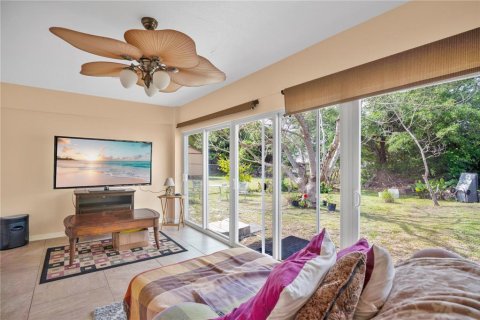 House in DeBary, Florida 3 bedrooms, 127.93 sq.m. № 2229241 - photo 17