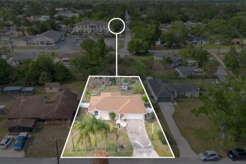 House in DeBary, Florida 3 bedrooms, 127.93 sq.m. № 2229241 - photo 24