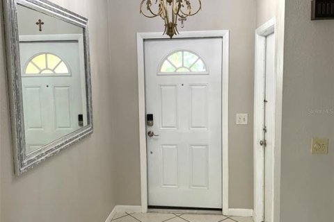 House in Tampa, Florida 3 bedrooms, 142.51 sq.m. № 1813413 - photo 6