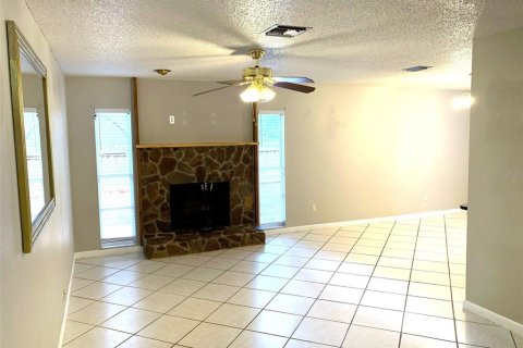 House in Tampa, Florida 3 bedrooms, 142.51 sq.m. № 1813413 - photo 10