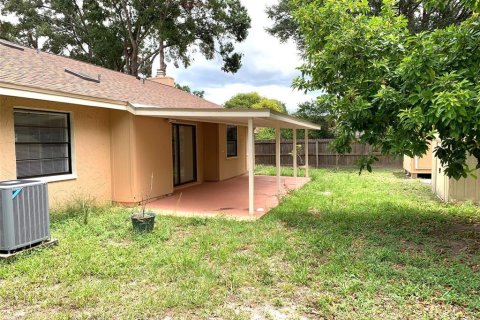 House in Tampa, Florida 3 bedrooms, 142.51 sq.m. № 1813413 - photo 26