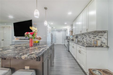Купить виллу или дом в Лейкленд, Флорида 3 комнаты, 176.14м2, № 2221712 - фото 10
