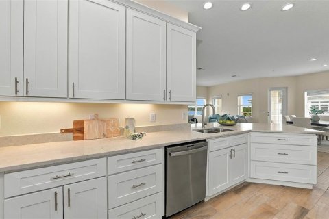Copropriété à vendre à Bradenton, Floride: 3 chambres, 172.24 m2 № 2406250 - photo 17