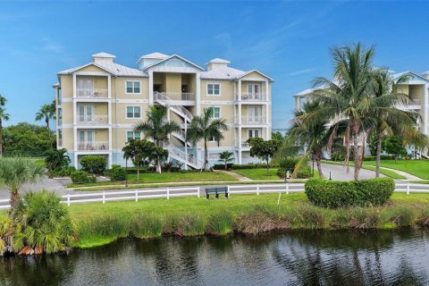 Condo à Bradenton, Floride, 3 chambres  № 2406250
