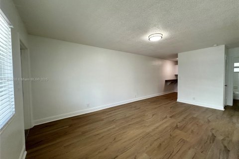 Apartment in Deerfield Beach, Florida 2 bedrooms, 85.93 sq.m. № 1953773 - photo 19