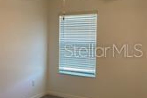 Townhouse in Land O' Lakes, Florida 3 bedrooms, 154.78 sq.m. № 2197466 - photo 9