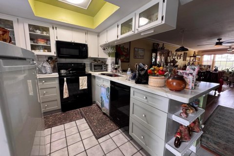 Condo in Royal Palm Beach, Florida, 2 bedrooms  № 2147130 - photo 6