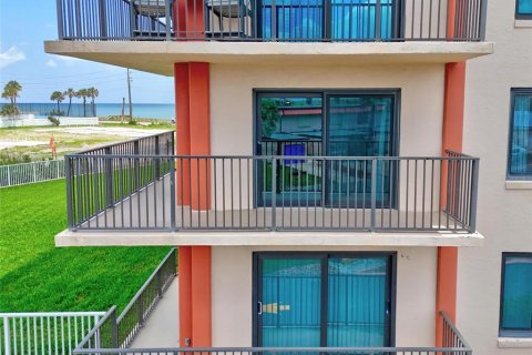 Condominio en venta en Flagler Beach, Florida, 2 dormitorios, 124.86 m2 № 1765188 - foto 5