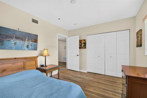 Condo in Clearwater, Florida, 3 bedrooms № 2393909 - photo 17