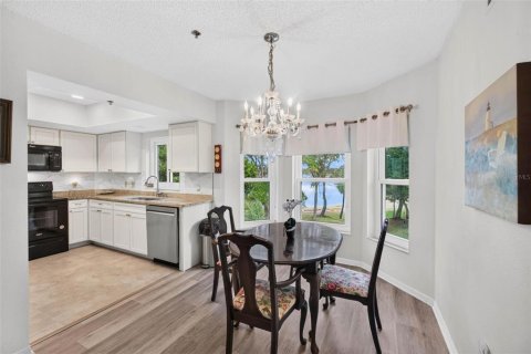 Condo in Clearwater, Florida, 3 bedrooms № 2393909 - photo 6