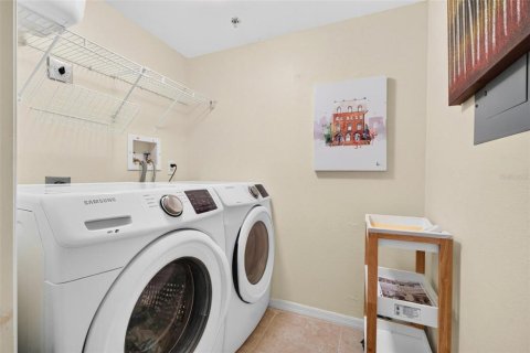 Condo in Clearwater, Florida, 3 bedrooms № 2393909 - photo 22