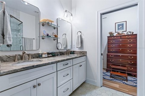 Купить виллу или дом в Холли Хилл, Флорида 8 комнат, 189.43м2, № 1849968 - фото 22