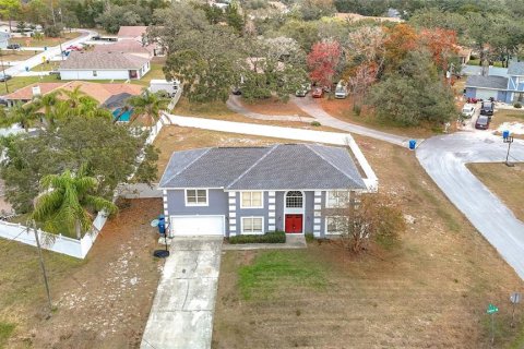 House in Spring Hill, Florida 5 bedrooms, 287.63 sq.m. № 1532150 - photo 3