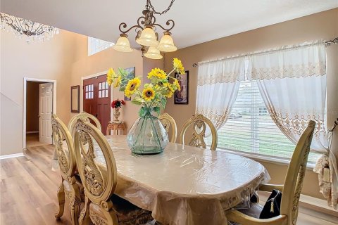 House in Spring Hill, Florida 5 bedrooms, 287.63 sq.m. № 1532150 - photo 5