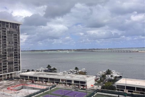 Купить кондоминиум в Майами, Флорида 1 спальня, 81.1м2, № 2044920 - фото 17