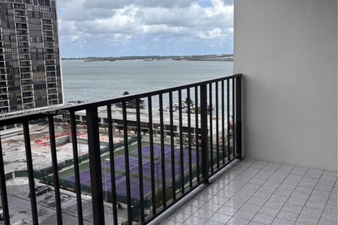 Купить кондоминиум в Майами, Флорида 1 спальня, 81.1м2, № 2044920 - фото 16