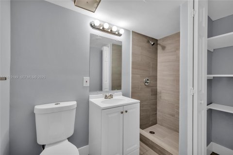 Copropriété à vendre à Miramar, Floride: 2 chambres, 99.41 m2 № 2034852 - photo 14