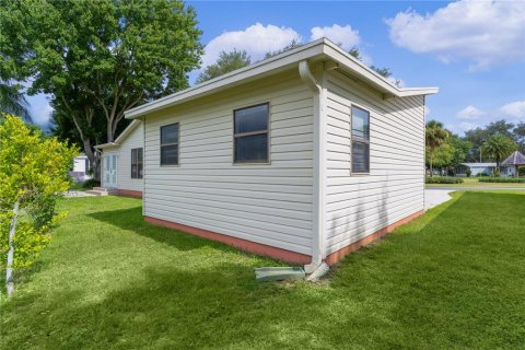 Купить виллу или дом в Те-Виллиджис, Флорида 8 комнат, 115.94м2, № 1783380 - фото 7