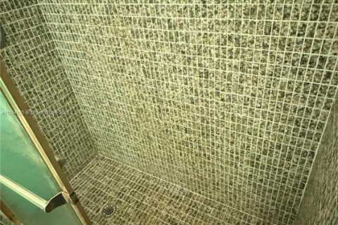 Купить кондоминиум в Холливуд, Флорида 2 спальни, 105.17м2, № 1981421 - фото 9