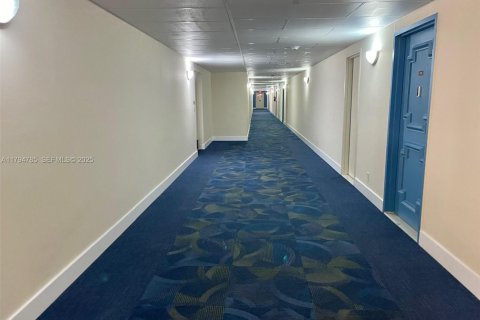 Купить кондоминиум в Холливуд, Флорида 2 спальни, 105.17м2, № 1981421 - фото 23