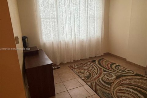 Купить кондоминиум в Холливуд, Флорида 2 спальни, 105.17м2, № 1981421 - фото 5