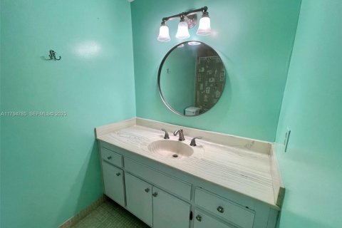 Купить кондоминиум в Холливуд, Флорида 2 спальни, 105.17м2, № 1981421 - фото 13