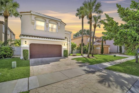 Villa ou maison à Pembroke Pines, Floride 3 chambres, 188.96 m2 № 2392970
