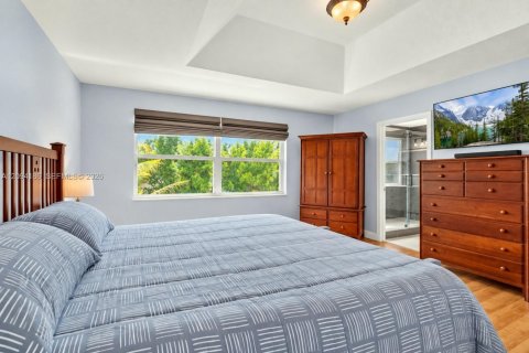 Villa ou maison à vendre à Pembroke Pines, Floride: 3 chambres, 188.96 m2 № 2392970 - photo 17