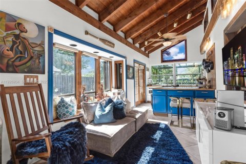 Casa en alquiler en Pembroke Pines, Florida, 4 dormitorios, 156.08 m2 № 1986170 - foto 11