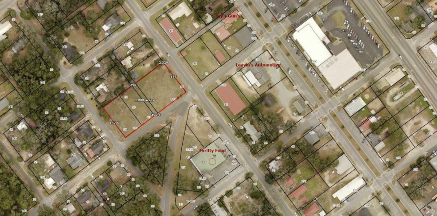 Commercial property in Crestview, Florida № 558157
