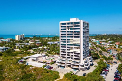 Condo in Sarasota, Florida, 1 bedroom № 2098785 - photo 27