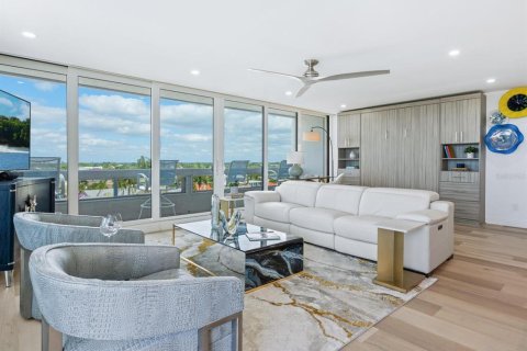 Condo in Sarasota, Florida, 1 bedroom № 2098785 - photo 7