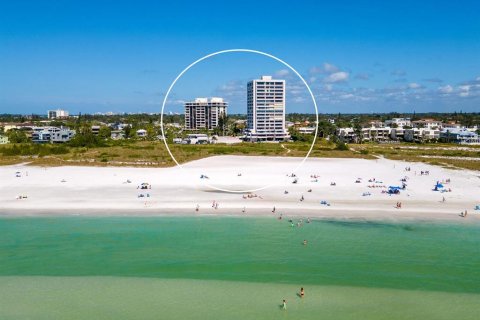 Condo in Sarasota, Florida, 1 bedroom № 2098785 - photo 24