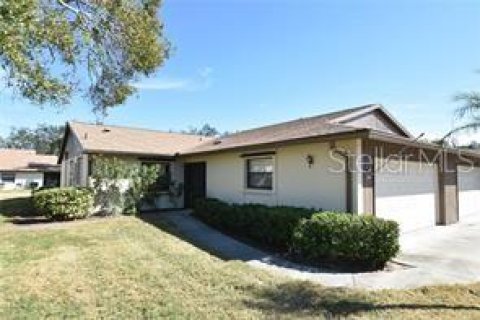 Casa en alquiler en Sarasota, Florida, 2 dormitorios, 134.8 m2 № 1841388 - foto 2