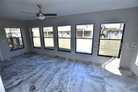 Casa en alquiler en Sarasota, Florida, 2 dormitorios, 134.8 m2 № 1841388 - foto 22