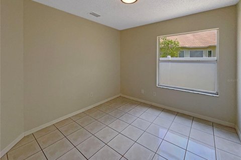 House in Tampa, Florida 4 bedrooms, 165.09 sq.m. № 1747557 - photo 13