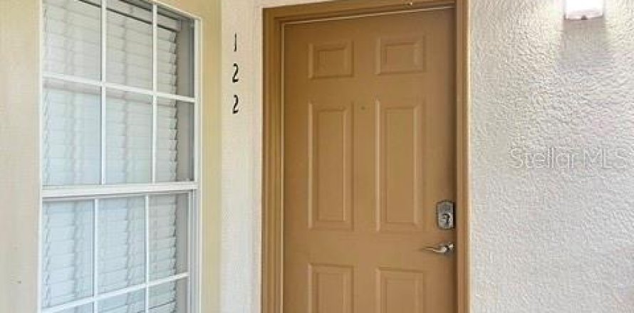 Condo à DeLand, Floride, 2 chambres  № 2233975