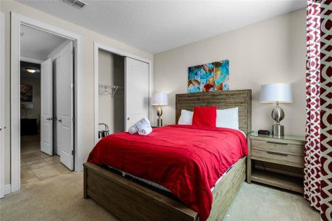 Casa en venta en Kissimmee, Florida, 8 dormitorios, 315.96 m2 № 1721682 - foto 17