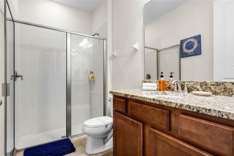 Casa en venta en Kissimmee, Florida, 8 dormitorios, 315.96 m2 № 1721682 - foto 26