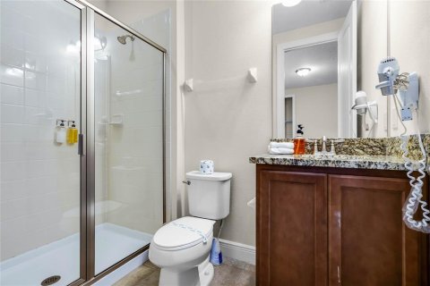 Casa en venta en Kissimmee, Florida, 8 dormitorios, 315.96 m2 № 1721682 - foto 23