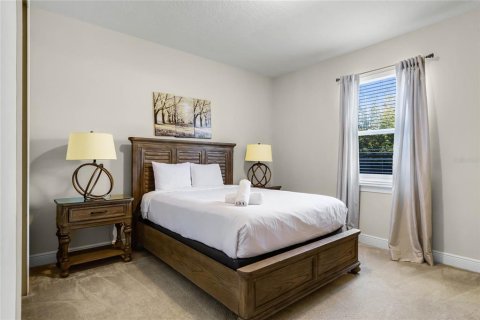 Casa en venta en Kissimmee, Florida, 8 dormitorios, 315.96 m2 № 1721682 - foto 28
