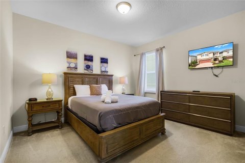 Casa en venta en Kissimmee, Florida, 8 dormitorios, 315.96 m2 № 1721682 - foto 27
