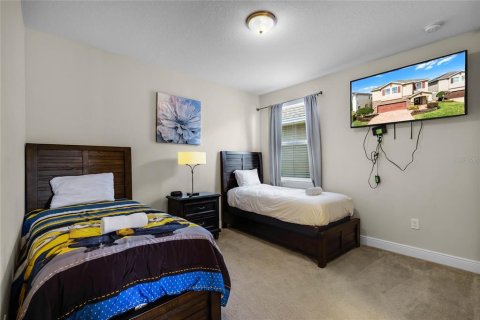 Casa en venta en Kissimmee, Florida, 8 dormitorios, 315.96 m2 № 1721682 - foto 16