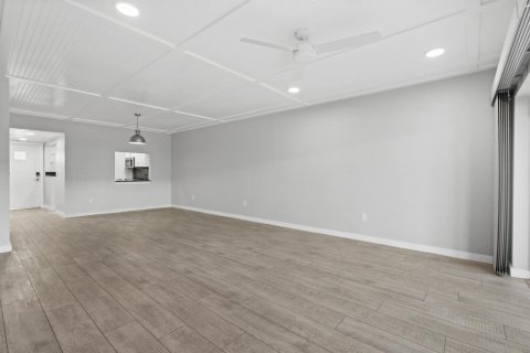 Condominio en venta en Stuart, Florida, 2 dormitorios, 110.65 m2 № 2249156 - foto 17