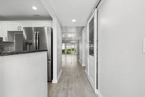 Condominio en venta en Stuart, Florida, 2 dormitorios, 110.65 m2 № 2249156 - foto 8